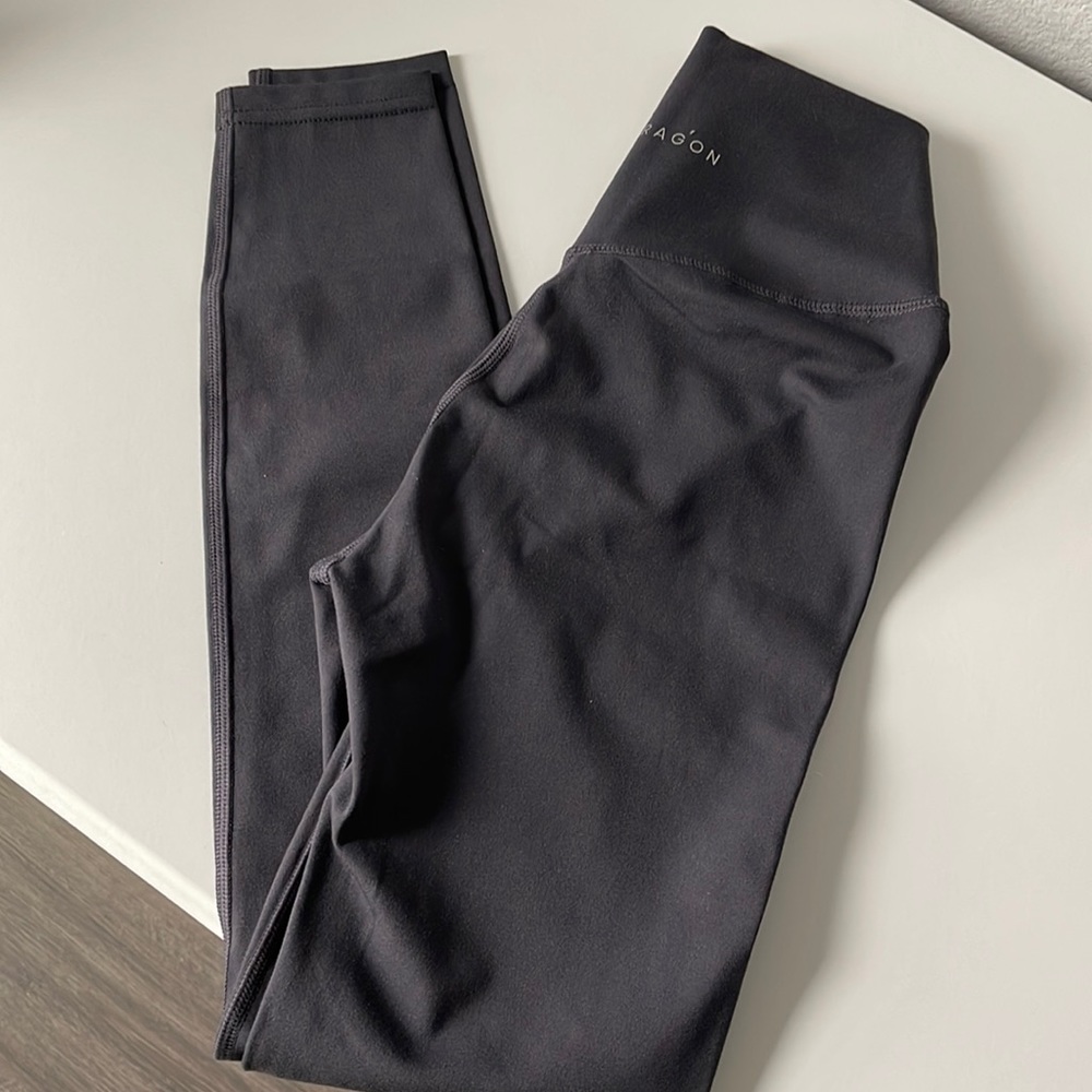 Paragon fitwear leggings size small